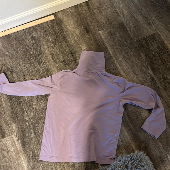 Turtle neck sweatshirt - Picture 2 of 3